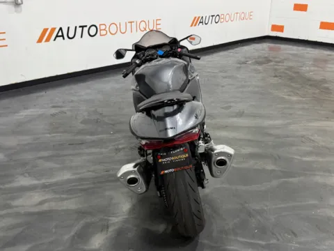 More photos of 2023 SUZUKI HAYABUSA 1340 at Moto Boutique, OH