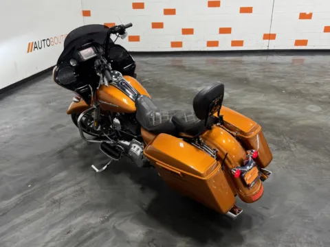 More photos of 2015 HARLEY DAVIDSON ROAD GLIDE SPECIAL FLTRXS at Moto Boutique, OH