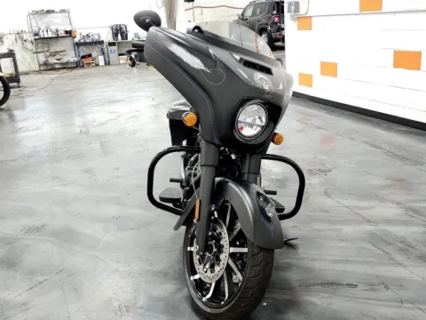 More photos of 2019 INDIAN CHIEFTAIN Dark Horse at Moto Boutique, OH