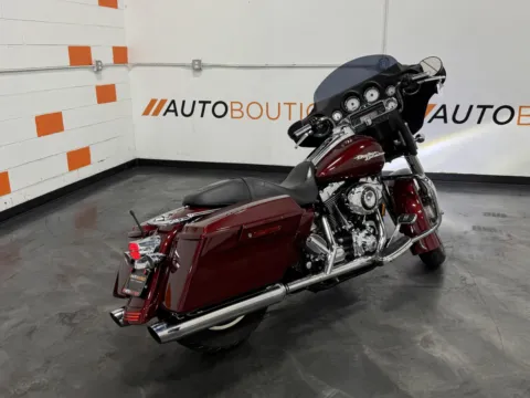 Another view of 2008 HARLEY DAVIDSON STREET GLIDE FLHX for sale in Columbus, OH at Moto Boutique