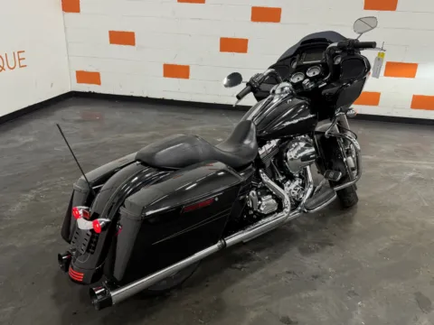 More photos of 2016 HARLEY DAVIDSON ROAD GLIDE SPECIAL FLTRXS at Moto Boutique, OH