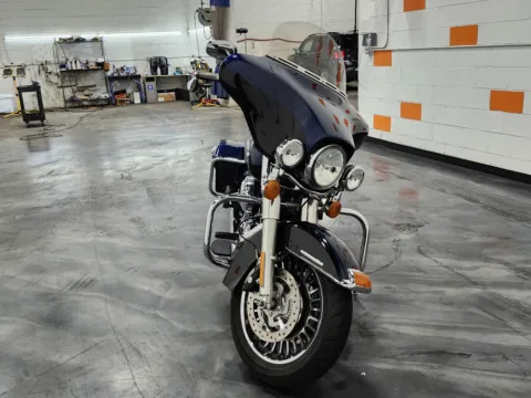 More photos of 2012 Harley-Davidson Electra Glide Ultra Limited at Moto Boutique, OH