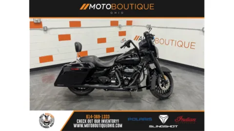 Black 2019 HARLEY DAVIDSON ROAD KING SPECIAL FLHRXS for sale in Columbus, OH