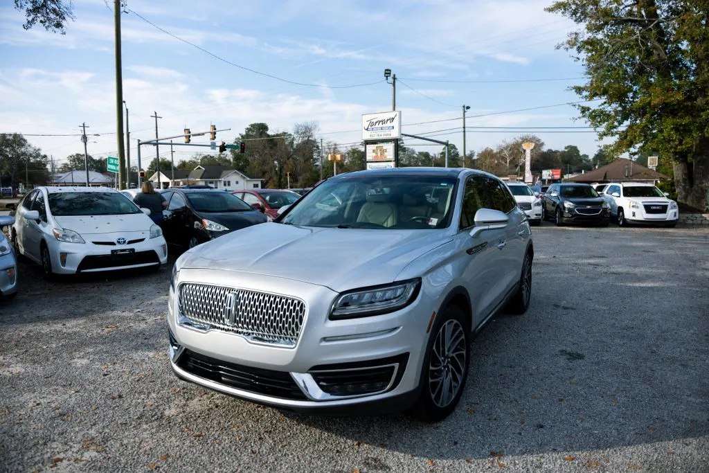 Silver 2019 Lincoln Nautilus Reserve for sale in Statesboro, GA