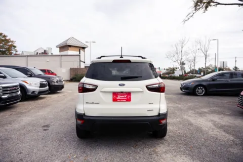 More photos of 2018 Ford EcoSport SES at Jarrard Pre-Owned Vehicles, GA