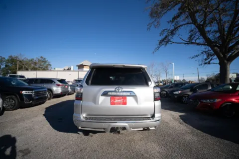 More photos of 2016 Toyota 4Runner at Jarrard Pre-Owned Vehicles, GA