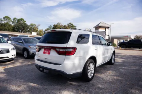 More photos of 2014 Dodge Durango SXT at Jarrard Pre-Owned Vehicles, GA