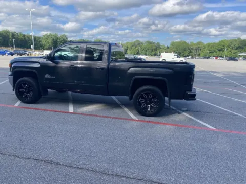 More photos of 2015 GMC SIERRA 1500 SLE at Jarrard Pre-Owned Vehicles, GA