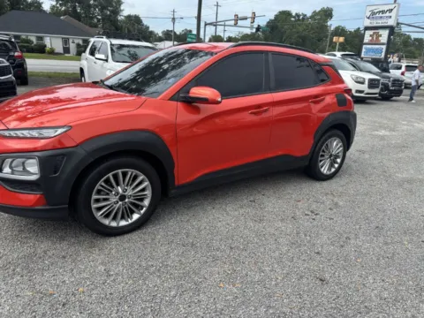 Photos of 2019 HYUNDAI KONA SEL for sale in Statesboro, GA at Jarrard Pre-Owned Vehicles