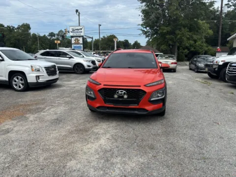 Orange 2019 HYUNDAI KONA SEL for sale in Statesboro, GA