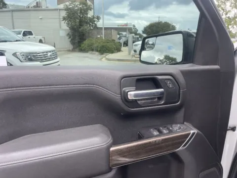 Another view of 2019 CHEVROLET SILVERADO 1500 RST for sale in Statesboro, GA at Jarrard Pre-Owned Vehicles