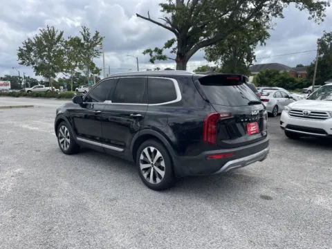 Another view of 2022 KIA TELLURIDE S for sale in Statesboro, GA at Jarrard Pre-Owned Vehicles