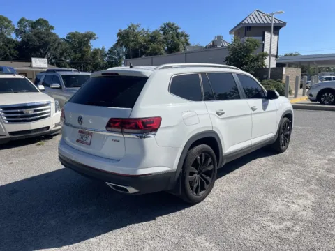Another view of 2021 VOLKSWAGEN ATLAS SEL for sale in Statesboro, GA at Jarrard Pre-Owned Vehicles