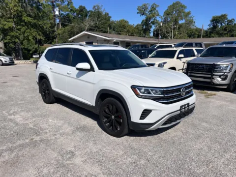 More photos of 2021 VOLKSWAGEN ATLAS SEL at Jarrard Pre-Owned Vehicles, GA