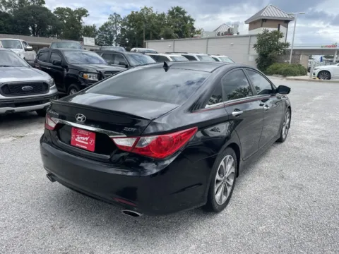 More photos of 2014 HYUNDAI SONATA SE at Jarrard Pre-Owned Vehicles, GA
