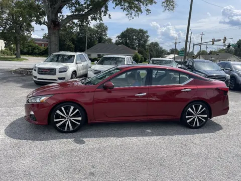 More photos of 2020 NISSAN ALTIMA PLATINUM at Jarrard Pre-Owned Vehicles, GA