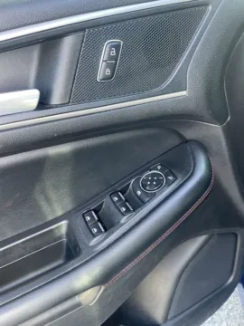 More photos of 2021 FORD EDGE SEL at Jarrard Pre-Owned Vehicles, GA