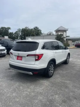 More photos of 2021 HONDA PILOT EXL at Jarrard Pre-Owned Vehicles, GA