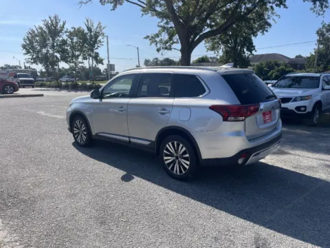 Another view of 2020 Mitsubishi Outlander for sale in Statesboro, GA at Jarrard Pre-Owned Vehicles