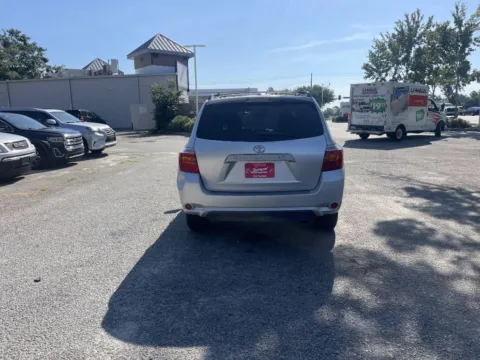 Another view of 2010 Toyota Highlander for sale in Statesboro, GA at Jarrard Pre-Owned Vehicles