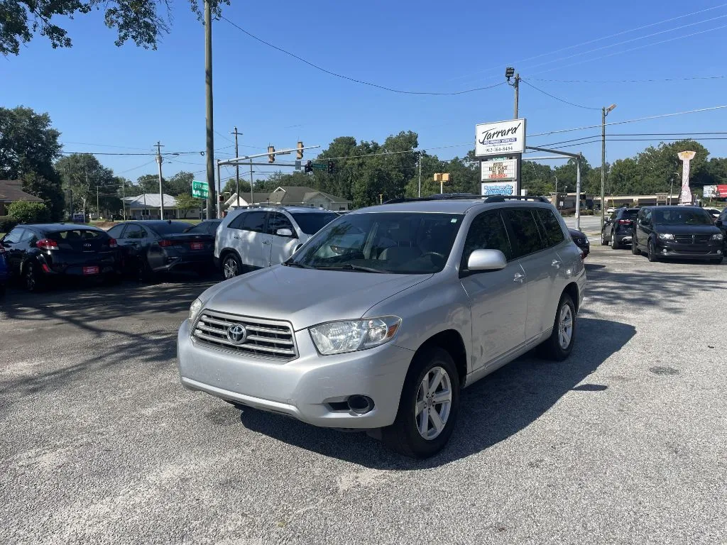 Silver 2010 Toyota Highlander for sale in Statesboro, GA