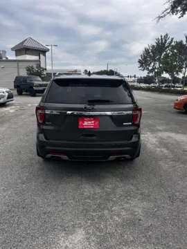 More photos of 2019 Ford Explorer XLT at Jarrard Pre-Owned Vehicles, GA