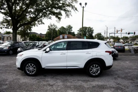 More photos of 2020 Hyundai Santa Fe SEL at Jarrard Pre-Owned Vehicles, GA