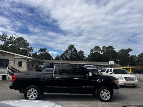 More photos of 2017 Nissan Titan XD SL at Jarrard Pre-Owned Vehicles, GA