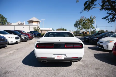 More photos of 2019 Dodge Challenger SXT at Jarrard Pre-Owned Vehicles, GA