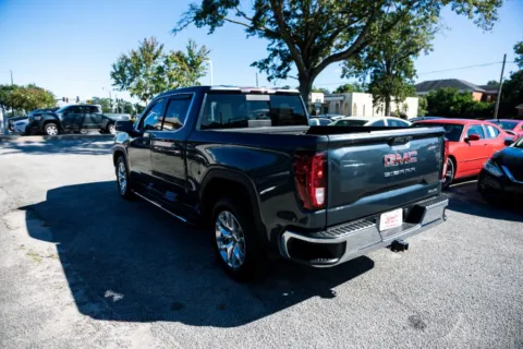 More photos of 2019 GMC Sierra 1500 SLE at Jarrard Pre-Owned Vehicles, GA