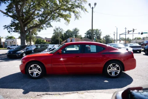 Another view of 2006 Dodge Charger R/T for sale in Statesboro, GA at Jarrard Pre-Owned Vehicles