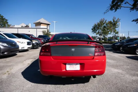 More photos of 2006 Dodge Charger R/T at Jarrard Pre-Owned Vehicles, GA