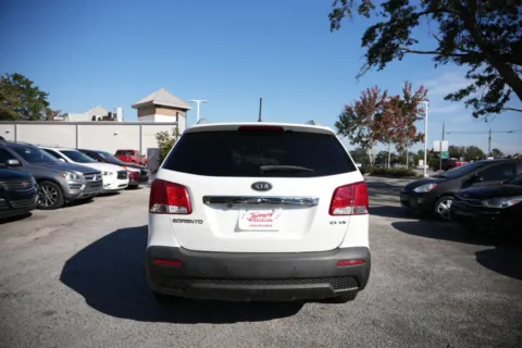 More photos of 2013 Kia Sorento EX at Jarrard Pre-Owned Vehicles, GA
