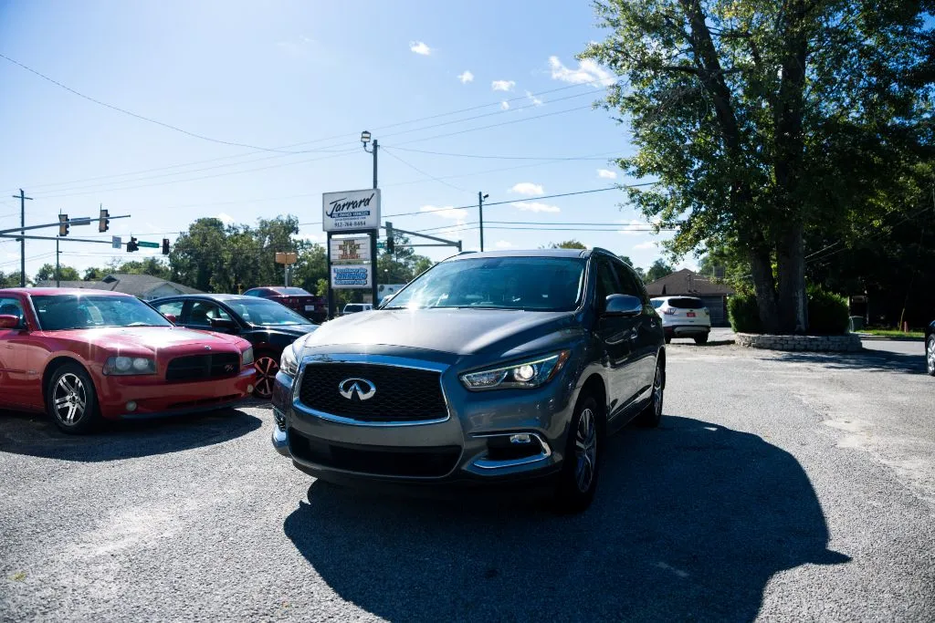 Gray 2017 INFINITI QX60 for sale in Statesboro, GA