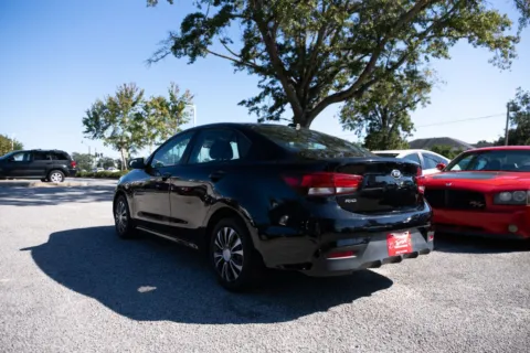 More photos of 2020 Kia Rio LX at Jarrard Pre-Owned Vehicles, GA