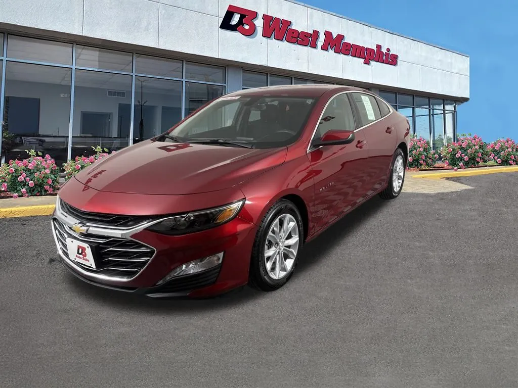 Red 2022 Chevrolet Malibu LT for sale in West Memphis, AR