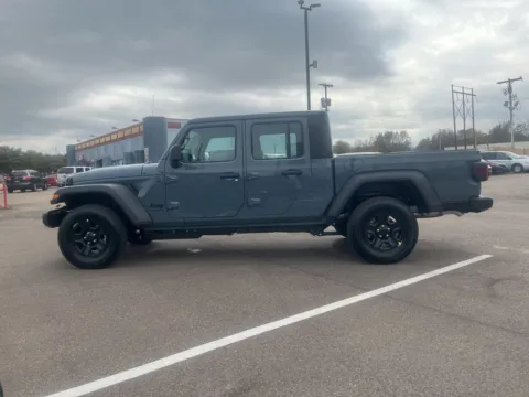 More photos of 2026 Jeep Gladiator Sport at D3 Chrysler Dodge Jeep Ram, AR