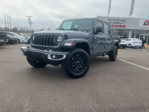 More photos of 2026 Jeep Gladiator Sport at D3 Chrysler Dodge Jeep Ram, AR