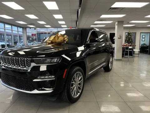 Black 2025 Jeep Grand Cherokee Summit for sale in West Memphis, AR