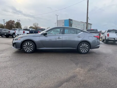 More photos of 2024 Nissan Altima 2.5 SV at D3 Chrysler Dodge Jeep Ram, AR