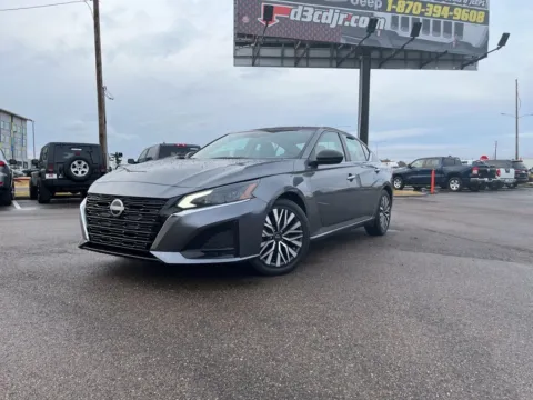 Another view of 2024 Nissan Altima 2.5 SV for sale in West Memphis, AR at D3 Chrysler Dodge Jeep Ram