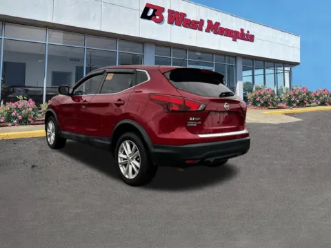 More photos of 2018 Nissan Rogue Sport S at D3 Chrysler Dodge Jeep Ram, AR