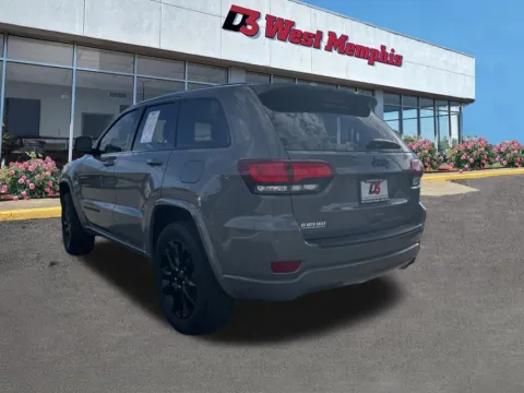 More photos of 2020 Jeep Grand Cherokee Altitude at D3 Chrysler Dodge Jeep Ram, AR