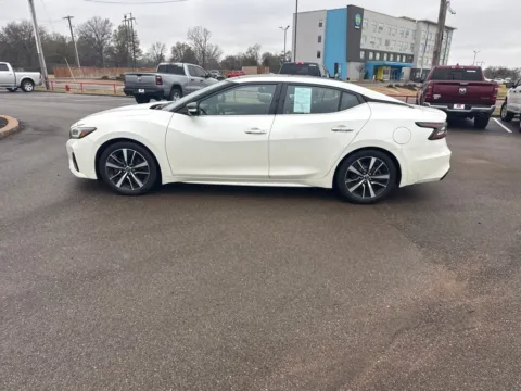 More photos of 2023 Nissan Maxima 3.5 SL at D3 Chrysler Dodge Jeep Ram, AR