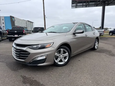 Gray 2024 Chevrolet Malibu LT for sale in West Memphis, AR