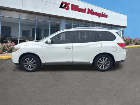 More photos of 2014 Nissan Pathfinder SL at D3 Chrysler Dodge Jeep Ram, AR