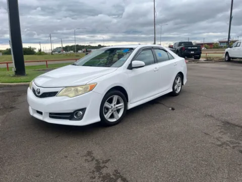 White 2014 Toyota Camry L for sale in West Memphis, AR