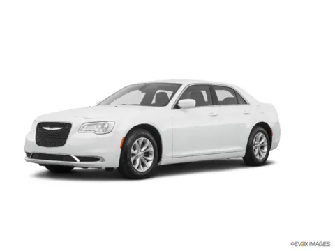 White 2019 Chrysler 300 Touring for sale in West Memphis, AR