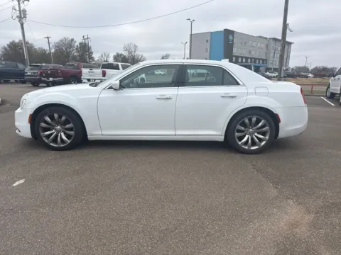 Another view of 2019 Chrysler 300 Touring for sale in West Memphis, AR at D3 Chrysler Dodge Jeep Ram