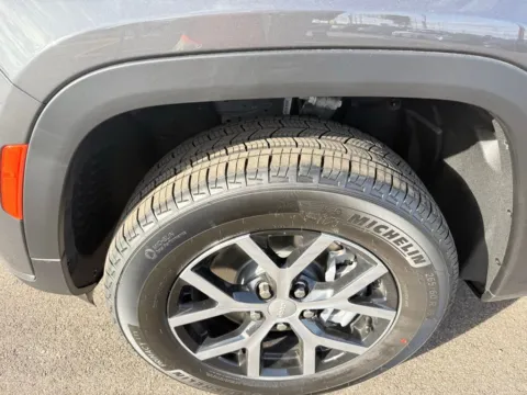 More photos of 2025 Jeep Grand Cherokee L Limited at D3 Chrysler Dodge Jeep Ram, AR